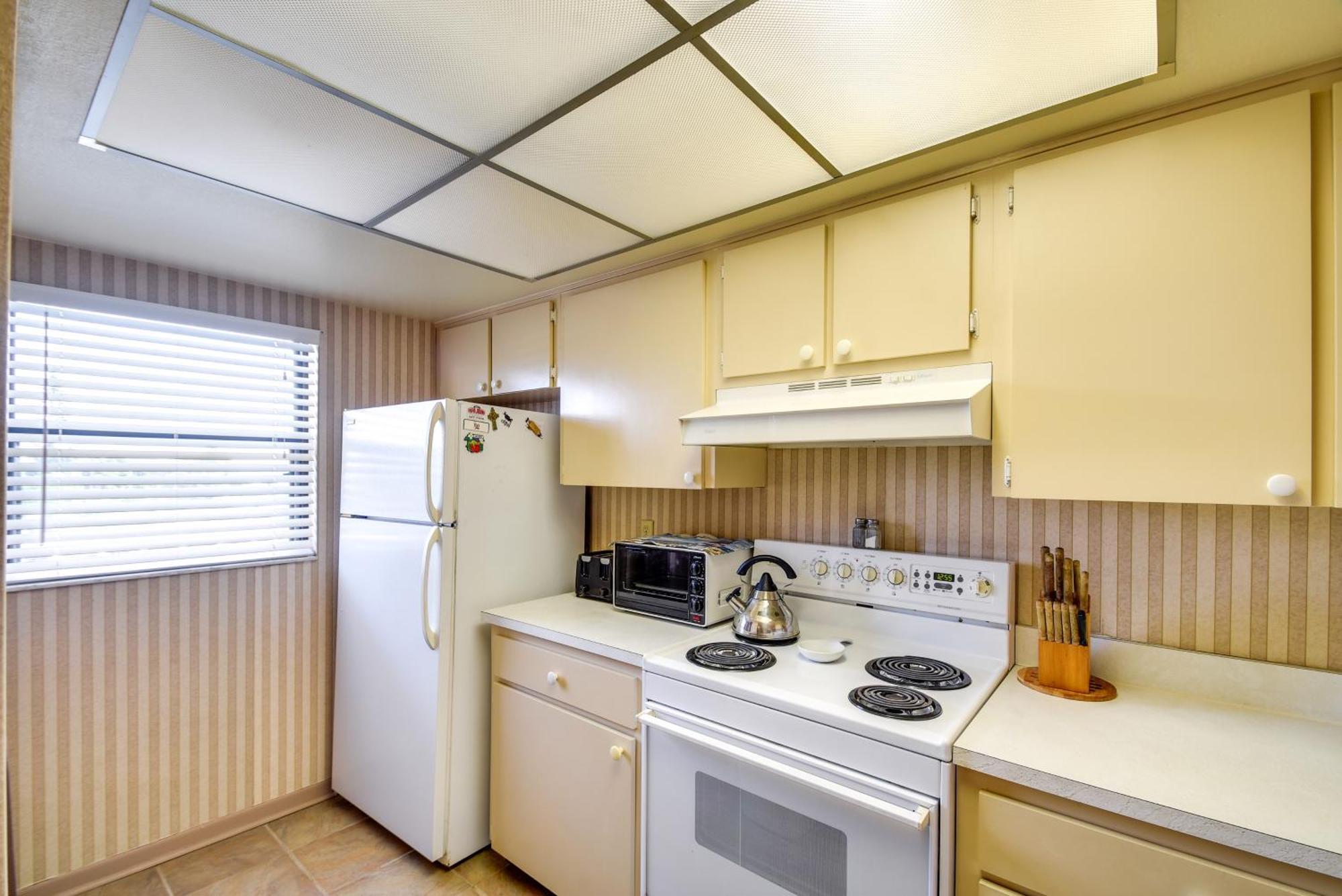 Coastal Condo With Balcony Walk To Madeira Beach! St. Pete Beach Ngoại thất bức ảnh