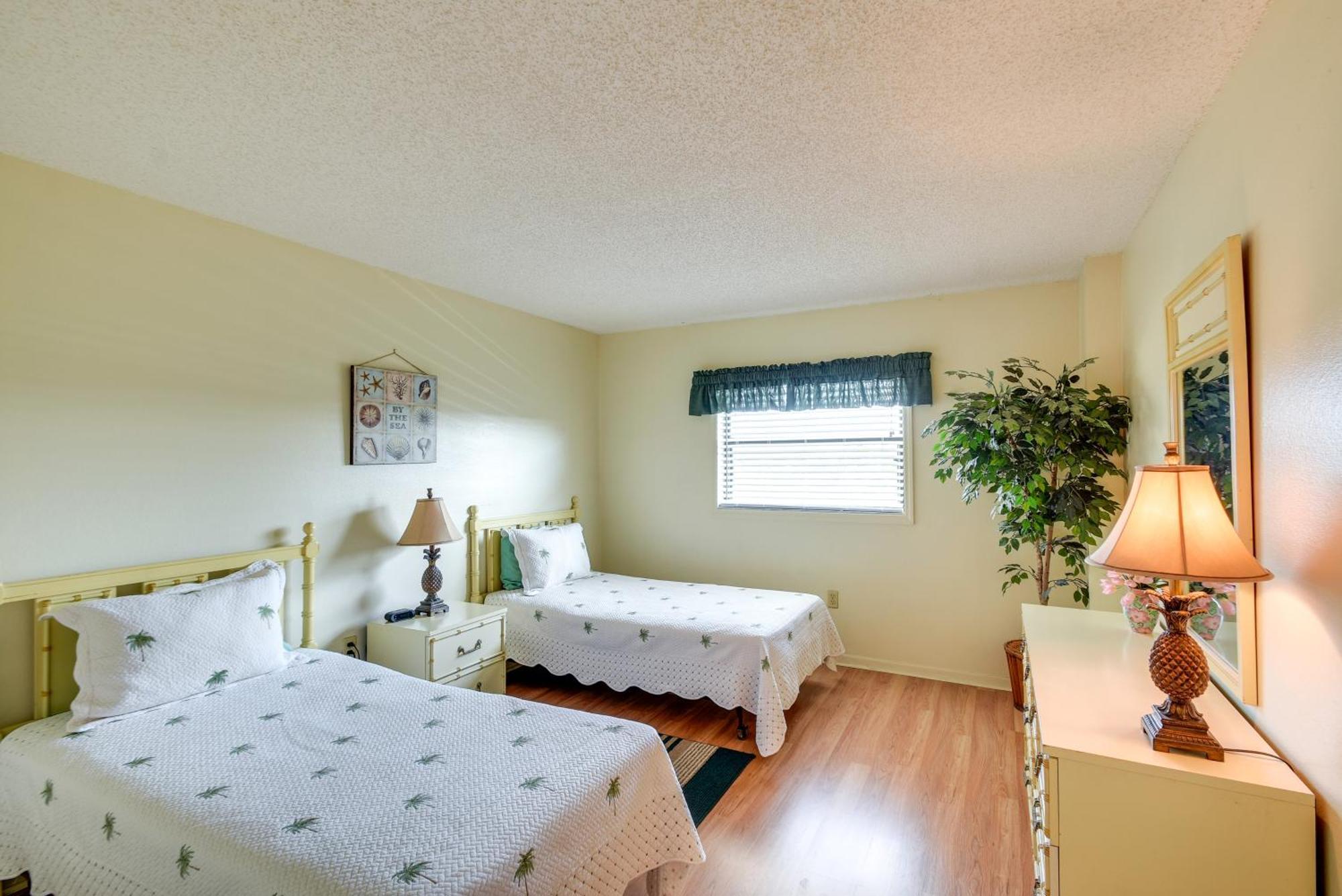 Coastal Condo With Balcony Walk To Madeira Beach! St. Pete Beach Ngoại thất bức ảnh