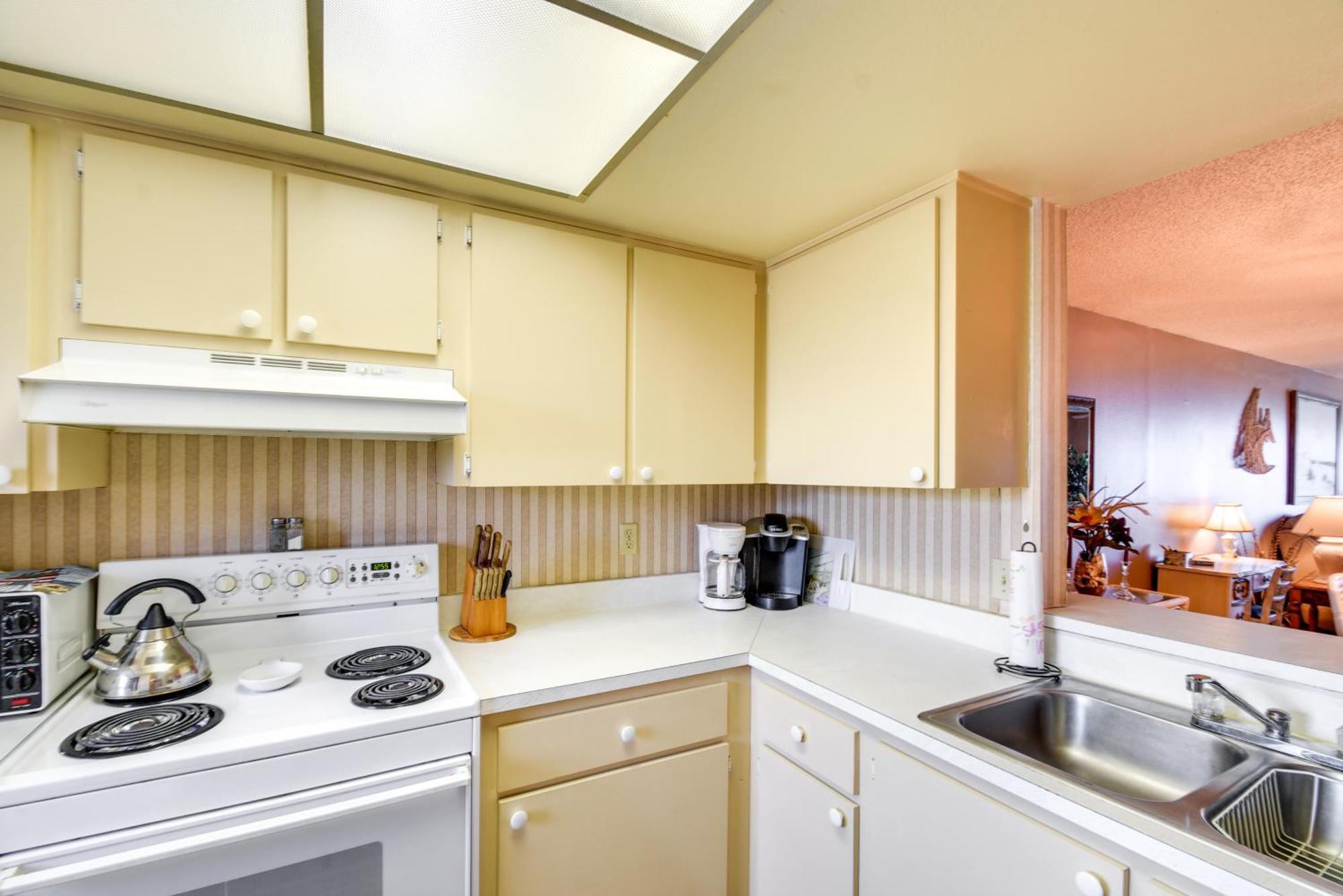 Coastal Condo With Balcony Walk To Madeira Beach! St. Pete Beach Ngoại thất bức ảnh